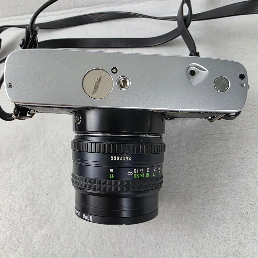 Minolta XG-7 35mm SLR Film Camera MD Rokkor-X 50mm f/1.7 Lens Tested